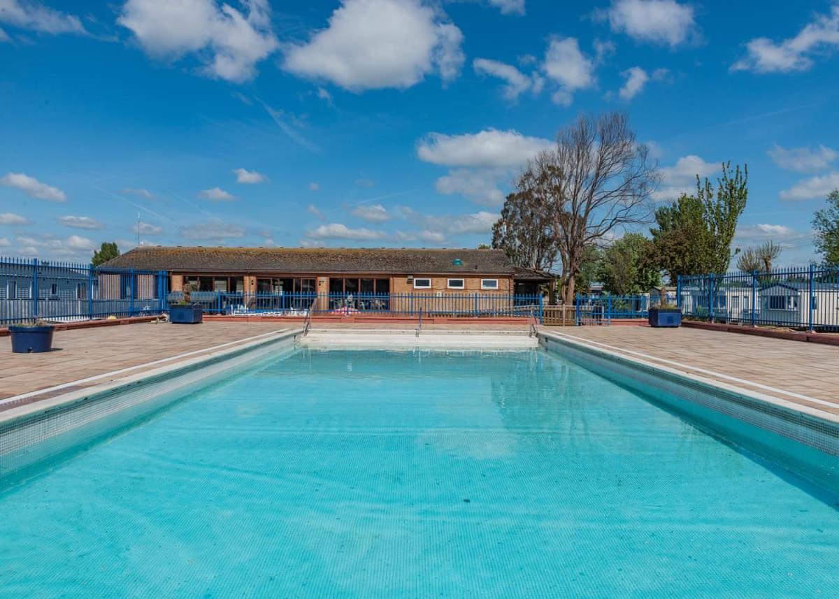 Riverside Caravan Holiday Park Bognor Regis Ngoại thất bức ảnh